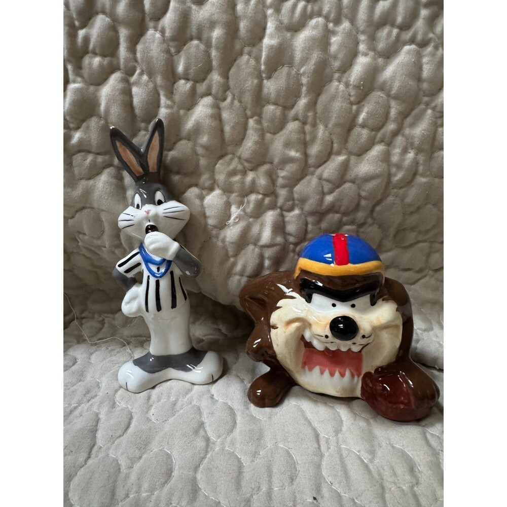 Warner Bros Looney Tunes Taz & Bugs Bunny Ceramic Salt & Pepper Shakers 1998